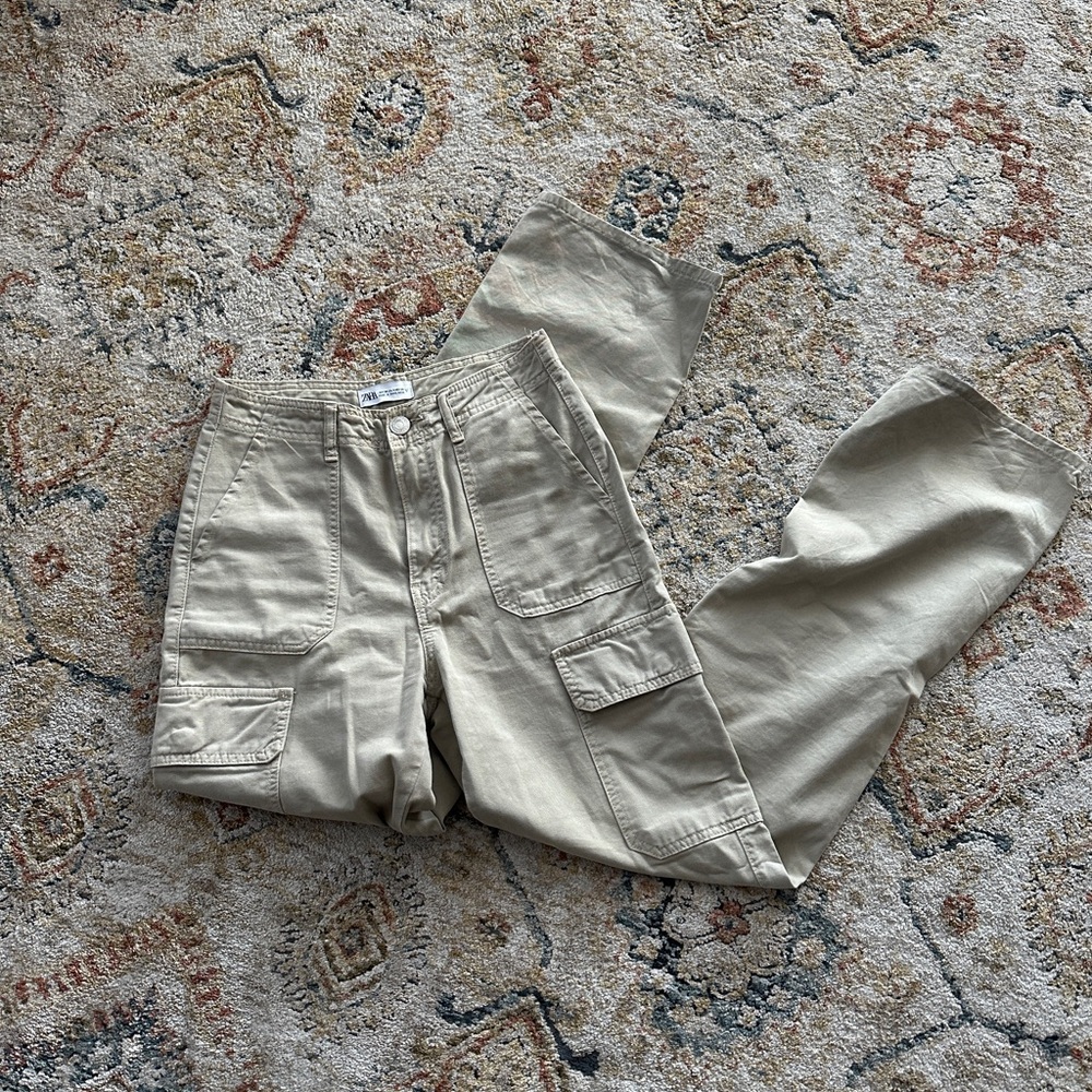 Zara Beige Cargo Pants